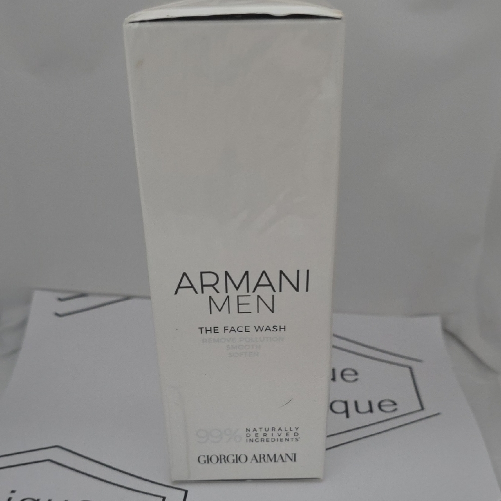 Giorgio Armani Men The Face Wash - White